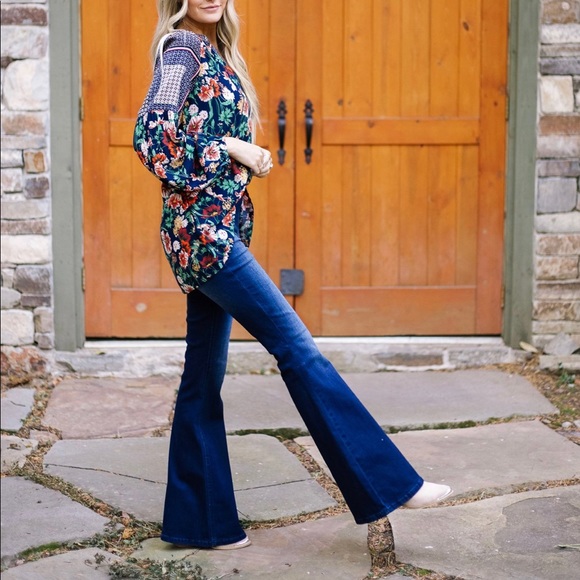 Belle of the Ball Jeans in Dark Wash Denim - Picture 3 of 5